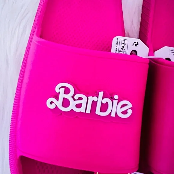 Barbie Slides - Picture 4 of 4